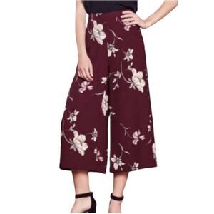 LC Lauren Conrad Runway Floral Wide Leg Cropped Pants Wine Women’s US Size 8